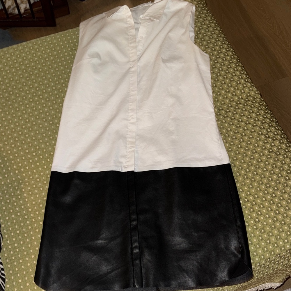 Bailey 44 Black and White faux leather Skirt